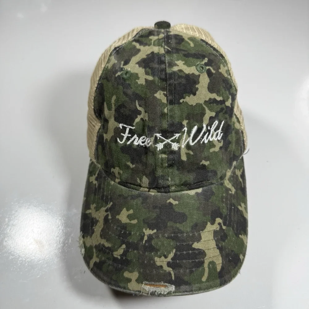 Time and Tru Free & Wild Distressed Green Camo Trucker Hat Leopard Undervisor